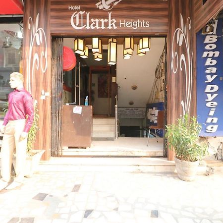 Hotel Clark Heights Νέο Δελχί Εξωτερικό φωτογραφία