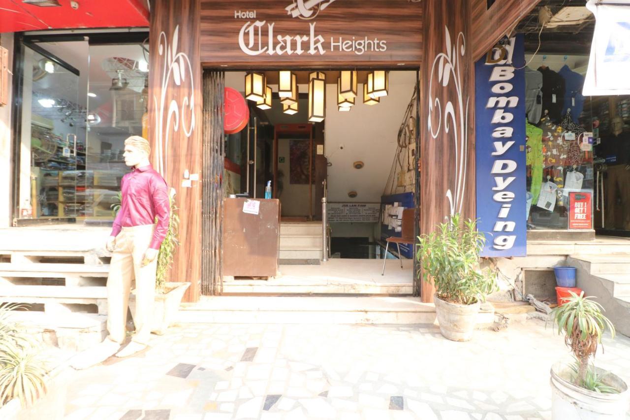 Hotel Clark Heights Νέο Δελχί Εξωτερικό φωτογραφία
