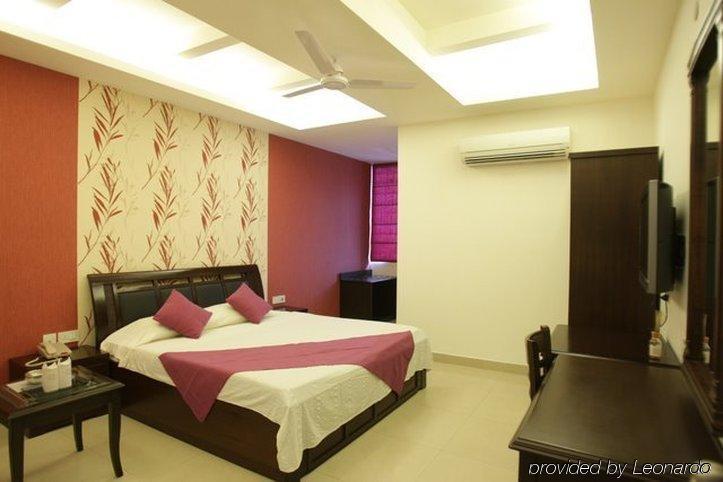 Hotel Clark Heights Νέο Δελχί Δωμάτιο φωτογραφία